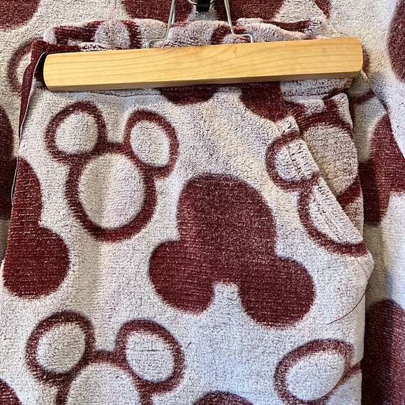 New Disney Mickey Mouse Crew Neck Jogger Set Fleece Women’s X-Large - Picture 7 of 8